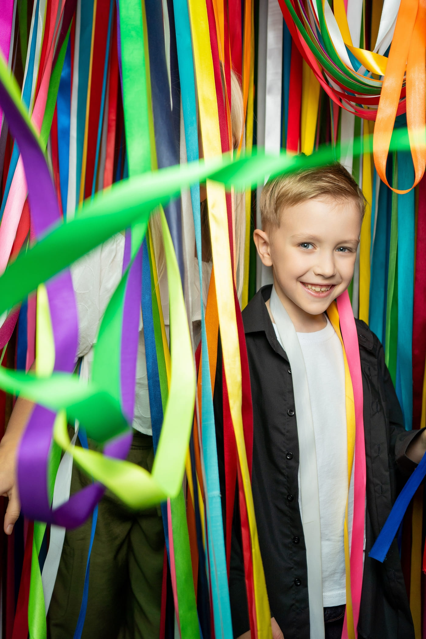 ленточный лабиринт аттракцион